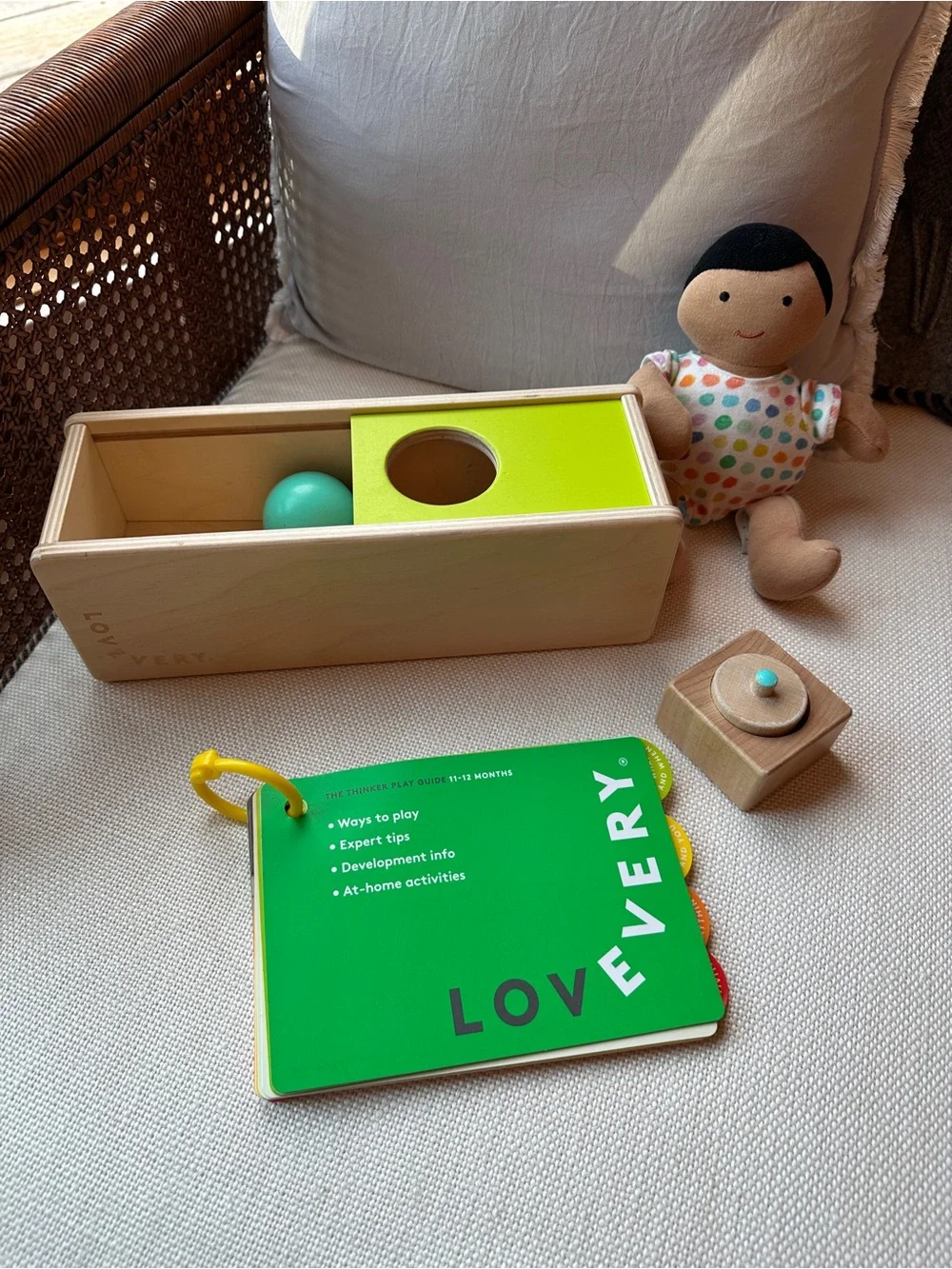 LOVEVERY The Thinker Play Kit 11-12M bundle